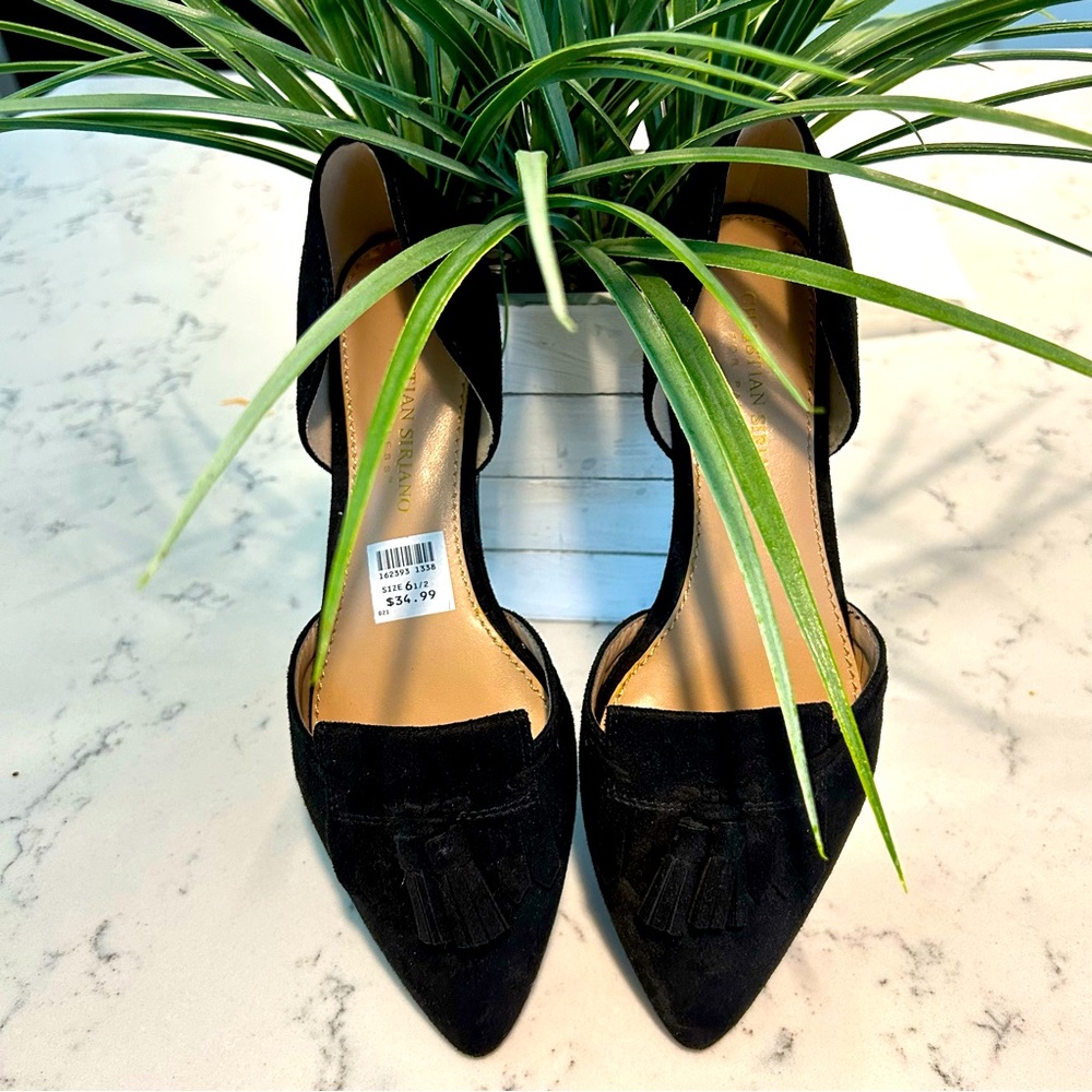 New Christian Siriano Black slip on Shoes with Tassels. Women’s size 6 1/2.